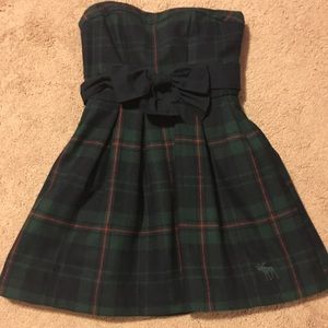 Perfect holiday dress! Abercrombie & fitch flannel